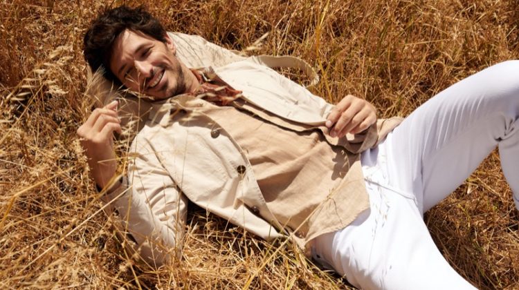 All smiles, Andres Velencoso stars in Peek & Cloppenburg's spring-summer 2020 campaign.